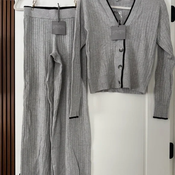 Marled Gray Knit Cardigan with Black Trim - Picture 1 of 8